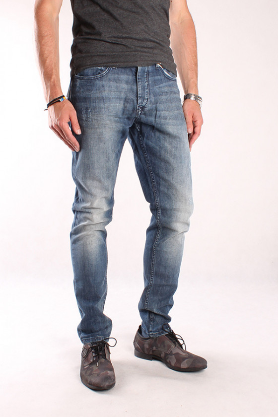 TOMMY HILFIGER Slim tapered Stev 681